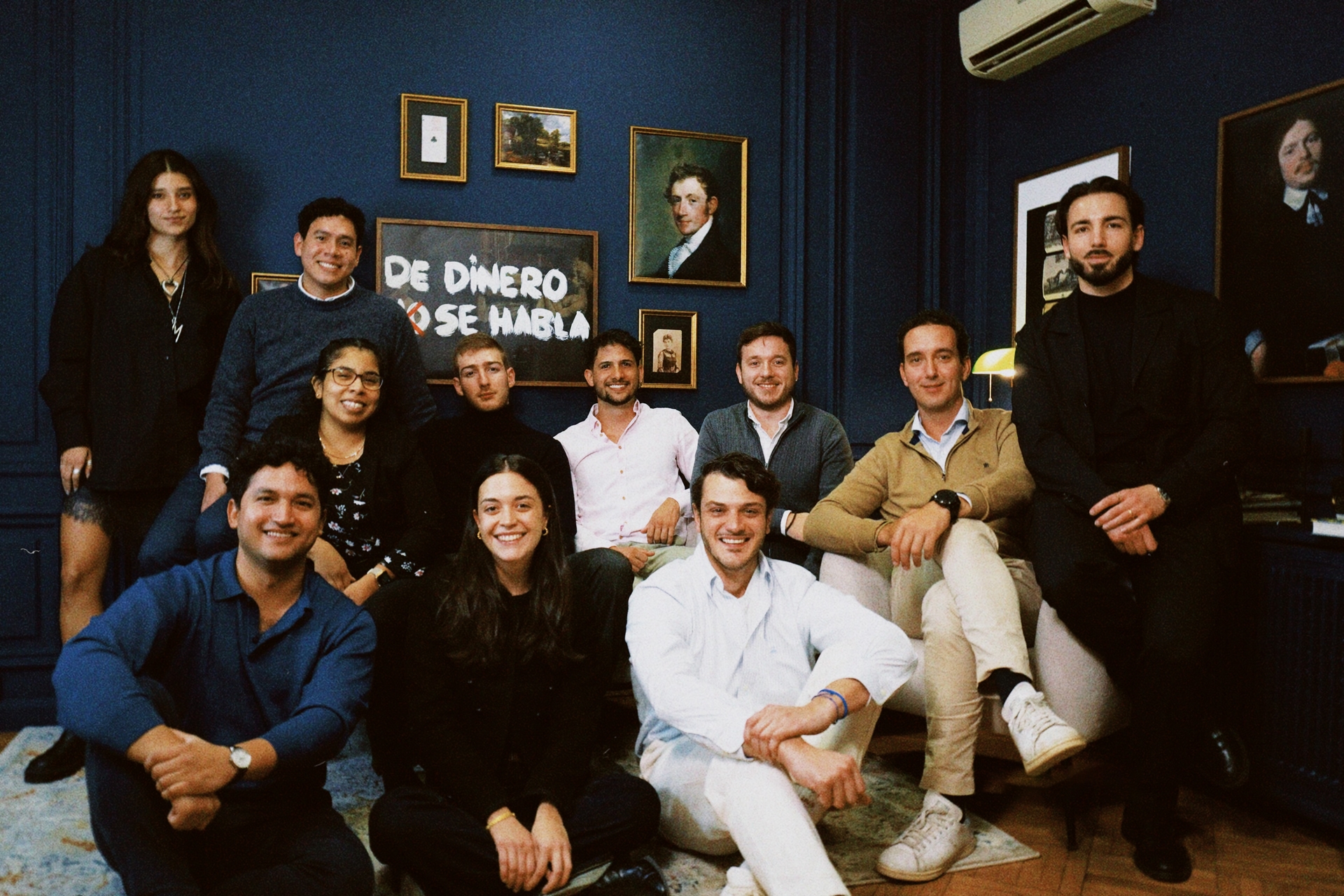 Equipo de Crowmie
